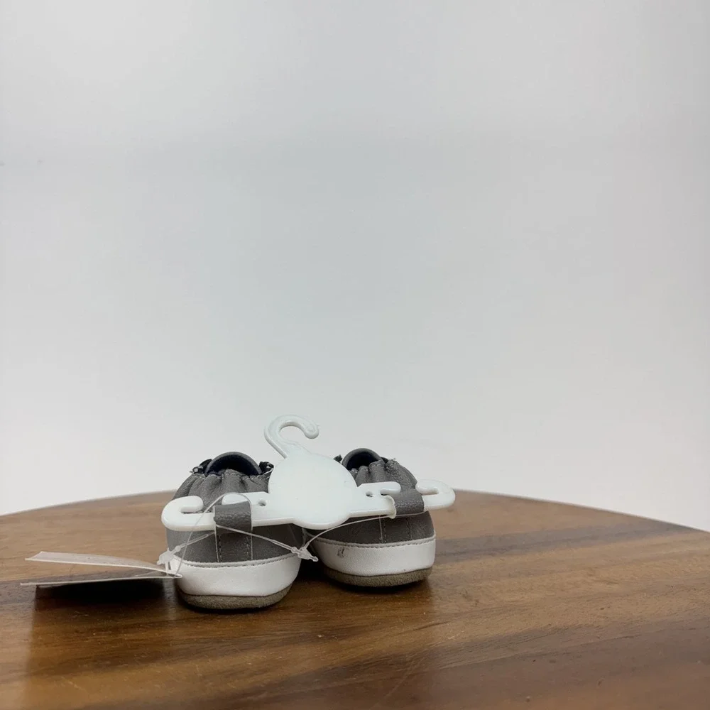 New Infant Robeez Soft Soles‎ Gray Comfort Casual Shoes Size 0-6 Months NWOB